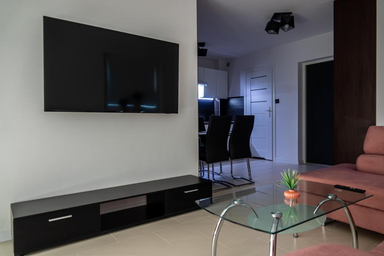 Apartament Przy Parku Z Duzym Tarasem ,Prywatny Parking Apartamento Świnoujście Exterior foto
